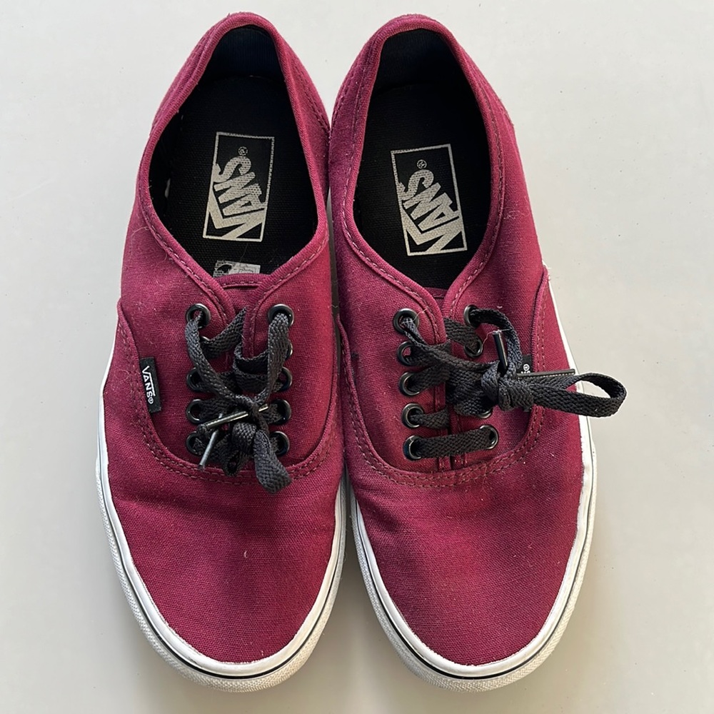 Vans Burgundy shoe, black laces, 6.5 men’s, size 8 women’s. L…